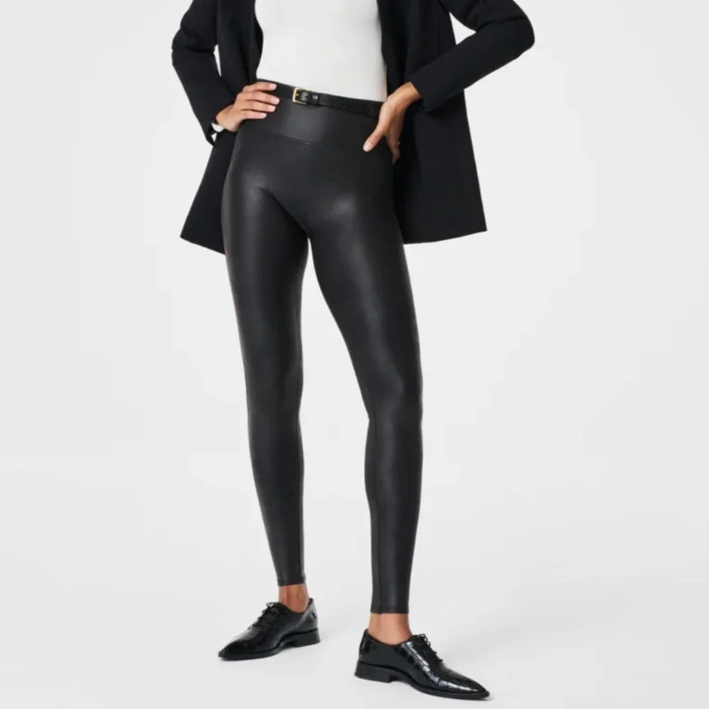 SPANX LEATHER LOOK LEGGINGS